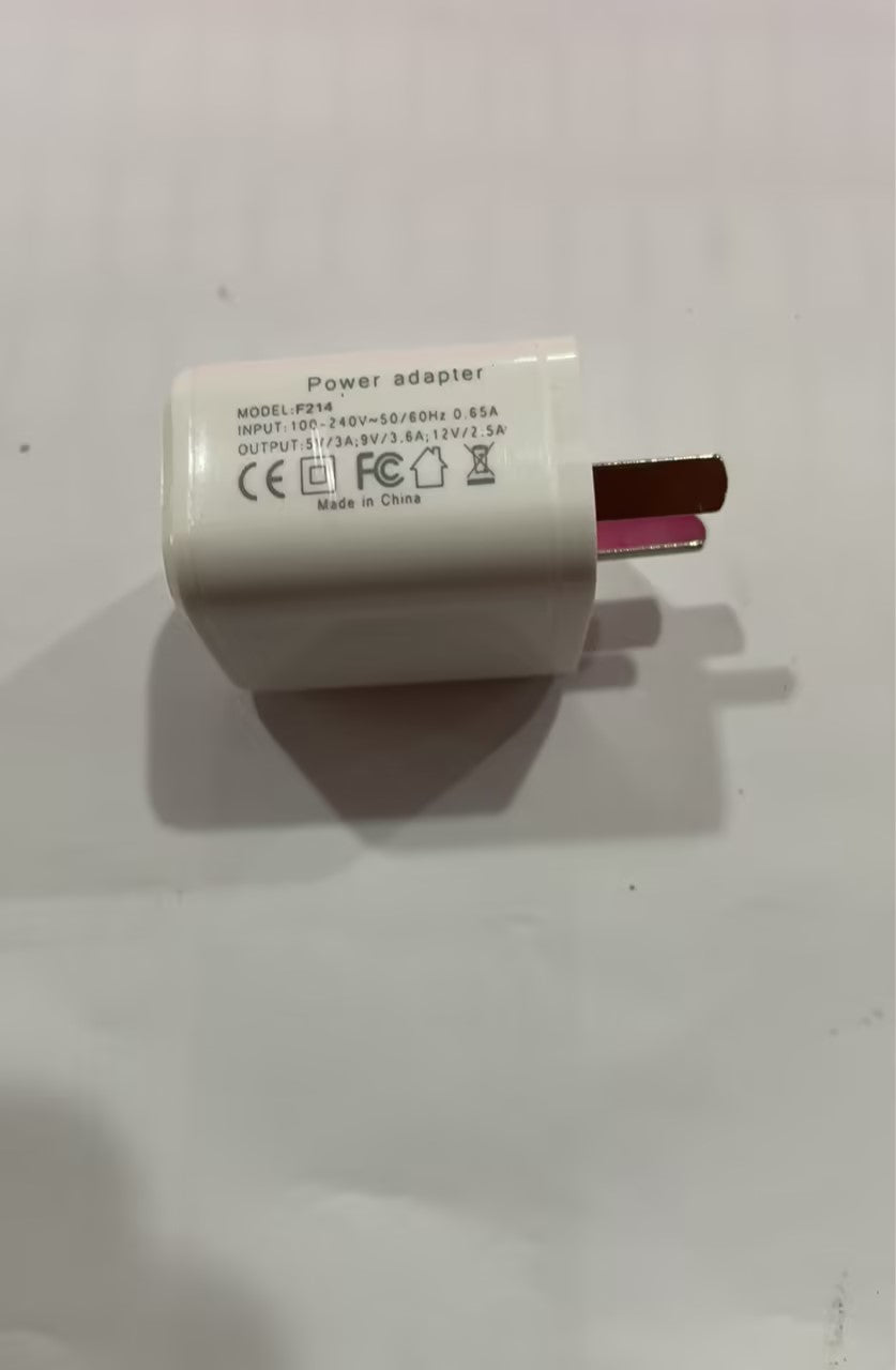Lampada LED RGB Smart con Sveglia e Bluetooth – Effetto WOW per la tua stanza
